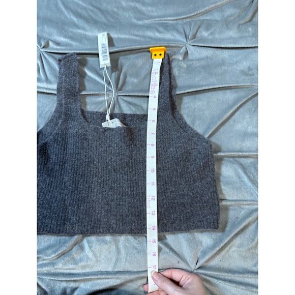 NWT Everlane Size Large Gray Wool Tank Top Cropped Yak Hair Trendy Stretch - Picture 9 of 9